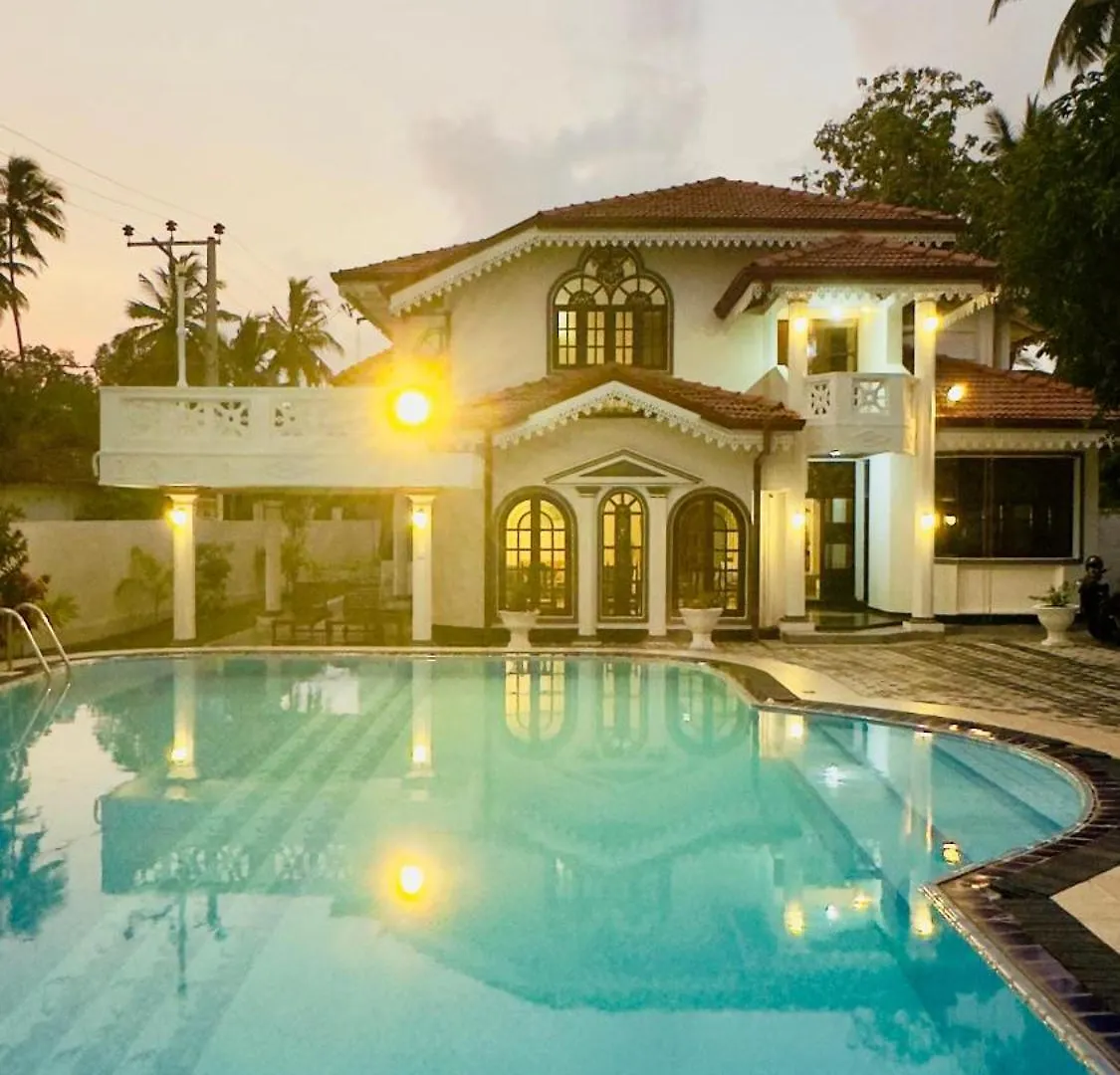 Yahana Beach Villa Negombo