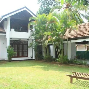 Bed & Breakfast Taprobane, Negombo